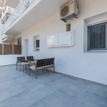 Sandra 1, Seaview Suites, Neos Marmaras, Halkidiki *